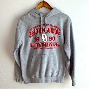 Section 101 Majestic Oklahoma Sooners Hood…